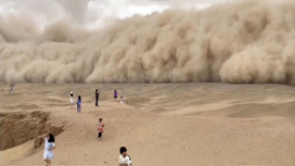 Песчаная буря накрыла одну из центральных провинций Китая