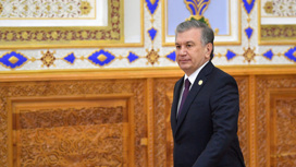 Президент Узбекистана награжден российским орденом