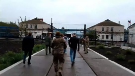 ВСУ обстреляли тюрьму с украинскими пленными, погибли 40 человек