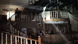 В Заельцовском районе Новосибирска ночью сгорел ресторан Shalet