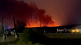 Пожар на складе в Белгородской области сняли очевидцы