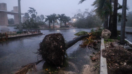 На мексиканском побережье готовятся встретить ураган "Кей"