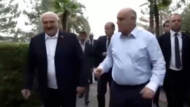 Лукашенко впервые приехал в Абхазию как президент