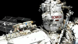 Трое российских космонавтов возвращаются с МКС на Землю