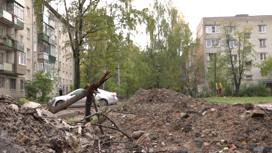 Лишь грязь и лужи: в Ярославле не во всех дворах ремонт завершился в срок