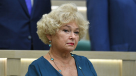 Нарусова назвала фейками предположения о ее отставке
