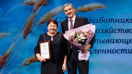 Амурские аграрии получили награды из рук губернатора Василия Орлова