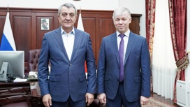 Сергей Меняйло и директор площадки "ТЭК-Торг" Дмитрий Сытин обсудили создание республиканского портала закупок