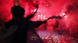Полиция вступила в игру: в Париже разгоняют фанатов "трехцветных"