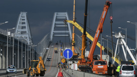 Поврежденные пролеты Крымского моста восстановят к февралю