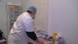 Медицинский отряд из РФ оказывает помощь населению Запорожья