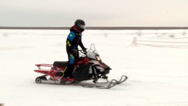 В Ненецком округе провели первый ознакомительный урок в школе вождения снегоходов