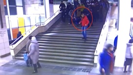 Пассажир нокаутировал сотрудника службы безопасности столичного метро