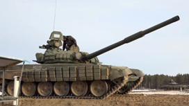 Ударная сила: курсанты учебного центра ВВО сдали экзамен по стрельбе из танков
