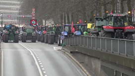3 тысячи тракторов протеста заблокировали Брюссель