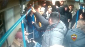 Хулиган распылил газовый баллончик в переполненном вагоне метро
