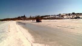 В Архангельской области на ледовых переправах отмечается массовое снижение грузоподъемности