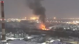 МЧС показало кадры с места крупного пожара в Санкт-Петербурге