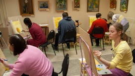 Жители Йошкар-Олы с особенностями развития побывали на мастер-классе по рисованию
