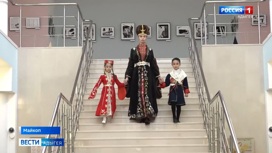 В Северокавказском филиале музея Востока состоялась презентация нового костюма художника-модельера Юрия Сташа