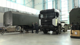 "Алмаз-Антей" запустит серийное производство грузовиков в Петербурге