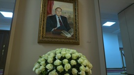 В Госдуме и Совете Федерации открылись выставки, посвященные Гейдару Алиеву