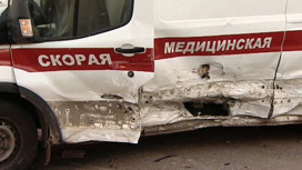В Москве скорая столкнулась с такси, погиб фельдшер