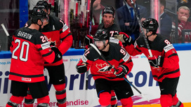 Хоккеисты Канады вышли в финал чемпионата мира
