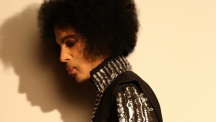 Не стало американского певца Prince