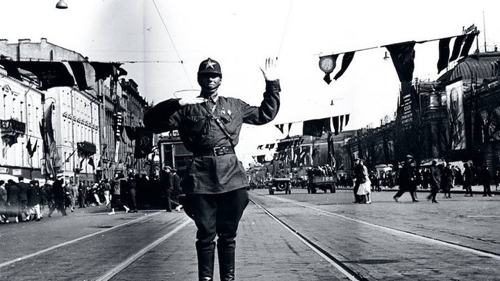 В Эрмитаже открывается выставка фотографий братьев Хенкиных