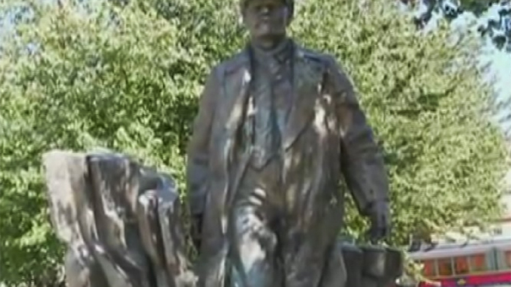 Мэр Сиэтла Эдвард Мюррей высказался за снос памятника Владимиру Ленину