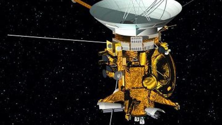 Сегодня Cassini передаст на Землю последнюю серию снимков Сатурна