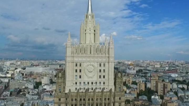 Репортерам показали новый шпиль здания МИД РФ