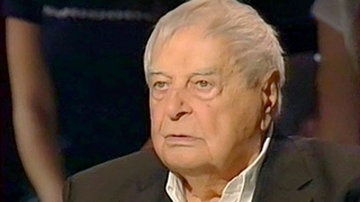 Юрий Любимов остается в больнице