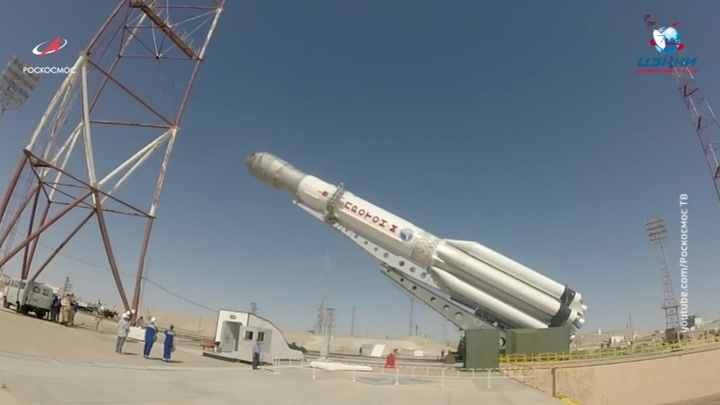 Разрешена заправка ракеты "Протон-М" перед стартом на космодроме Байконур