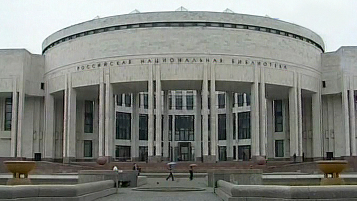 В Петербурге открылась выставка, приуроченная к 100-летию со дня рождения реставратора Анны Зеленовой