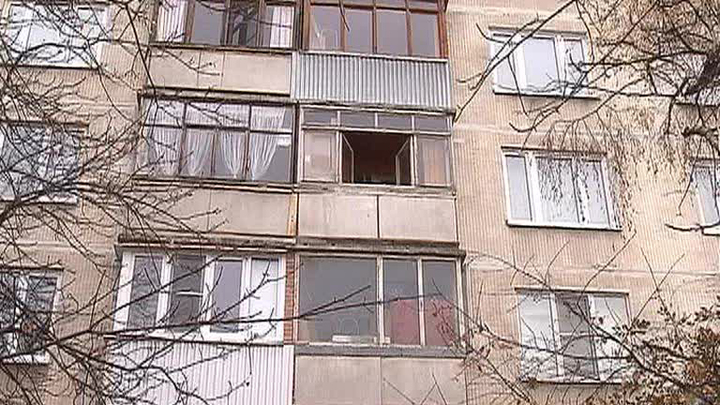 признание в любви на стене подъезда. Смотреть фото признание в любви на стене подъезда. Смотреть картинку признание в любви на стене подъезда. Картинка про признание в любви на стене подъезда. Фото признание в любви на стене подъезда