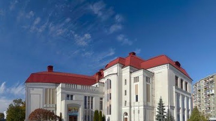 Здание бывшей школы имени Гёте в Калининграде продано с молотка