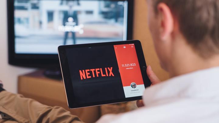СМИ: Netflix приостанавливает работу в России