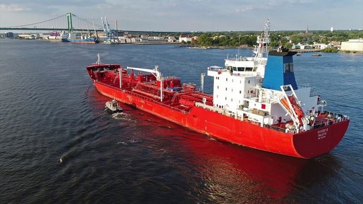 Пираты захватили экипаж танкера в Гвинейском заливе