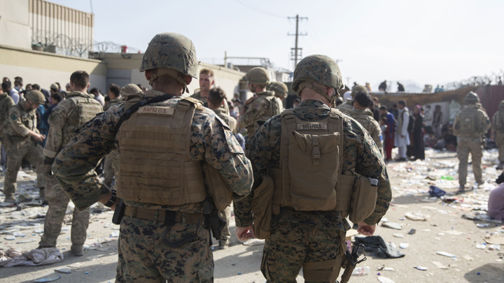 Четверых американцев вывезли из Афганистана наземным транспортом