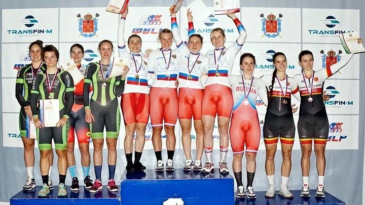 Пять медалей привезли тульские велогонщицы с Чемпионата России