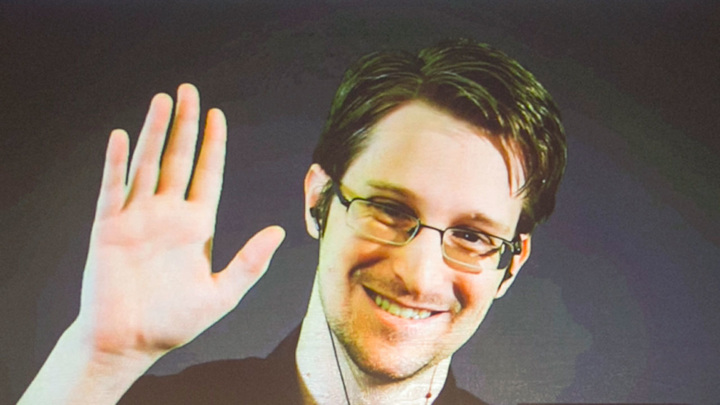 "Досье Пандоры": Сноуден раскритиковал компании, допустившие утечку данных