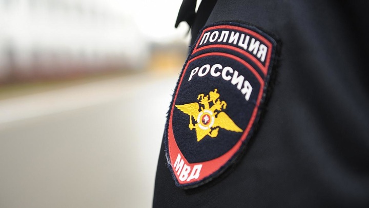 В Красноярском крае ограбили 21-летнюю девушку
