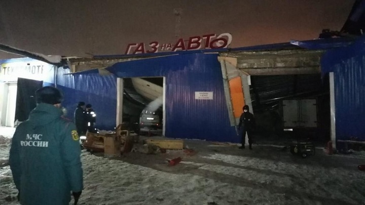 Десять человек пострадали при взрыве газа в Сургуте