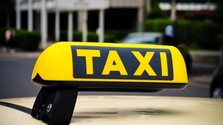Таксист зарезал 27-летнего пассажира в Новосибирске