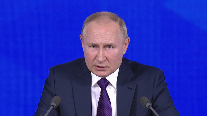 Владимир Путин пообещал развивать инфраструктуру в поселках