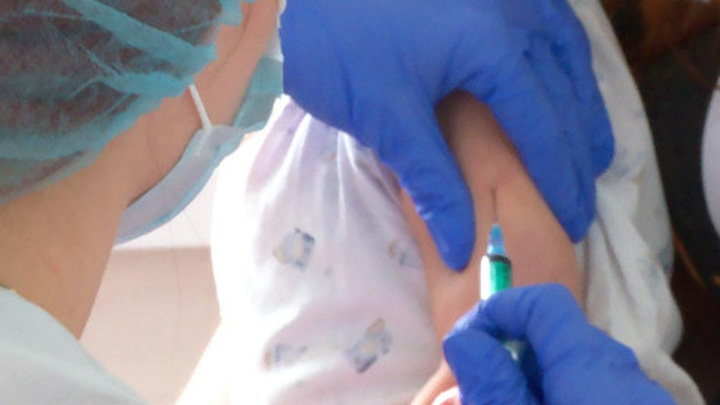 Минздрав: вакцинация подростков от  COVID-19 еще не началась