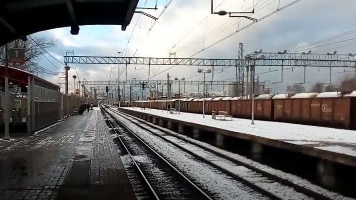 Мужчина погиб, попав под поезд в Москве