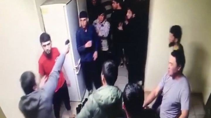 Полиция задержала мужчину, стрелявшего в оппонента в подмосковном общежитии